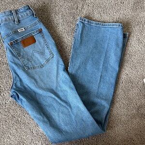 Wrangler Light Blue Denim Jeans with Brown Patch